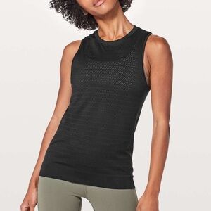 Lululemon Breeze By Muscle Tank II Black size 8